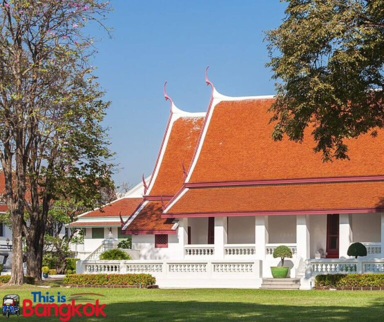 Thonburi Palace (Phra Ratcha Wang Derm)